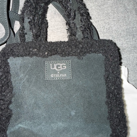 Ugg Small Telfar Shopping tote Bag  black with extended straps and dust bag - Picture 4 of 5